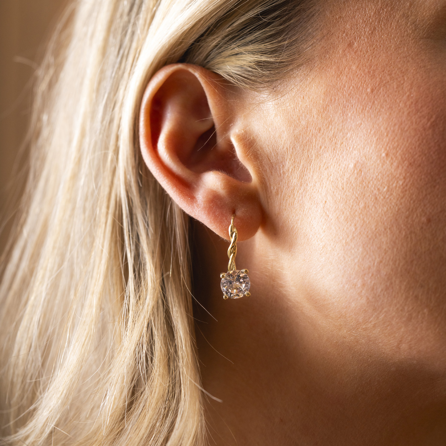 Bilde nummer 2 av Pan Jewelry Drops, Øredobber i 585 gult gull med Bergkrystall