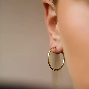 Bilde nummer 3 av Pan Jewelry, Øreringer i 585 gult gull