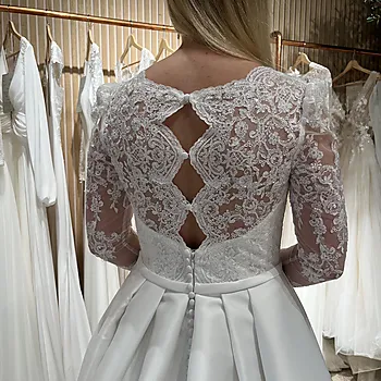 Bilde nummer 3 av En gang til brudekjole, White One