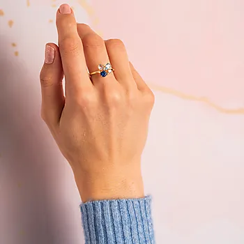 Bilde nummer 4 av Pan Jewelry, Ring i forgylt 925 sølv med blå zirkonia