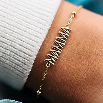 Bilde nummer 4 av Armbånd i 925 forgylt sølv med teksten mamma