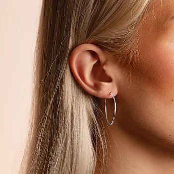 Bilde nummer 2 av Liddy øreringer i forgylt messing