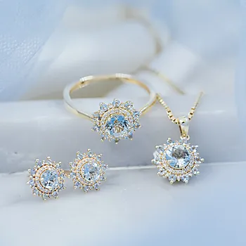 Bilde nummer 4 av Diamantanheng i 585 gult gull 0,07 ct med akvamarin