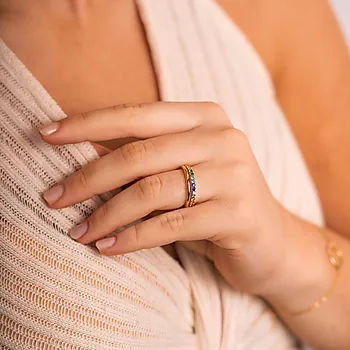 Bilde nummer 3 av Pan Jewelry, Ring i forgylt 925 sølv med farget zirkonia