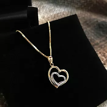Bilde nummer 3 av Pan Jewelry, Anheng i 585 gult og hvitt gull med hjerte