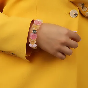 Bilde nummer 2 av Snö of Sweden, Sugar Hearts armbånd med fargerike hjerter