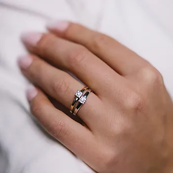 Bilde nummer 3 av Lilly diamantring i 375 hvitt gull 0,06 ct