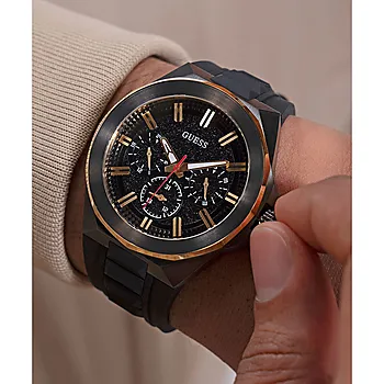 Bilde nummer 4 av Guess, Sport herreklokke med sort silikonrem