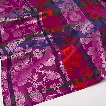 Bilde nummer 3 av Herborg 11 silkeskjerf i 100% silke