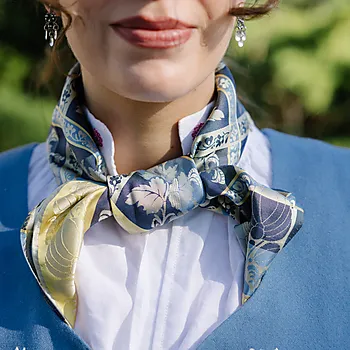 Bilde nummer 2 av Mimmi 87 silkeskjerf i 100% silke