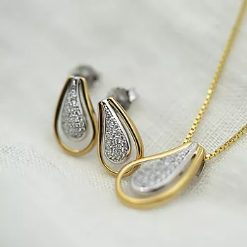 Bilde nummer 3 av Pan Jewelry, Øredobber i 925 forgylt sølv med zirkonia
