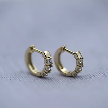 Bilde nummer 2 av Pan Jewelry, Øreringer i 925 forgylt sølv med zirkonia