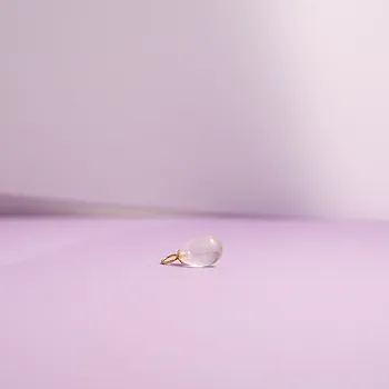 Bilde nummer 4 av Crystal Clear charms i 925 forgylt sølv med bergkrystall