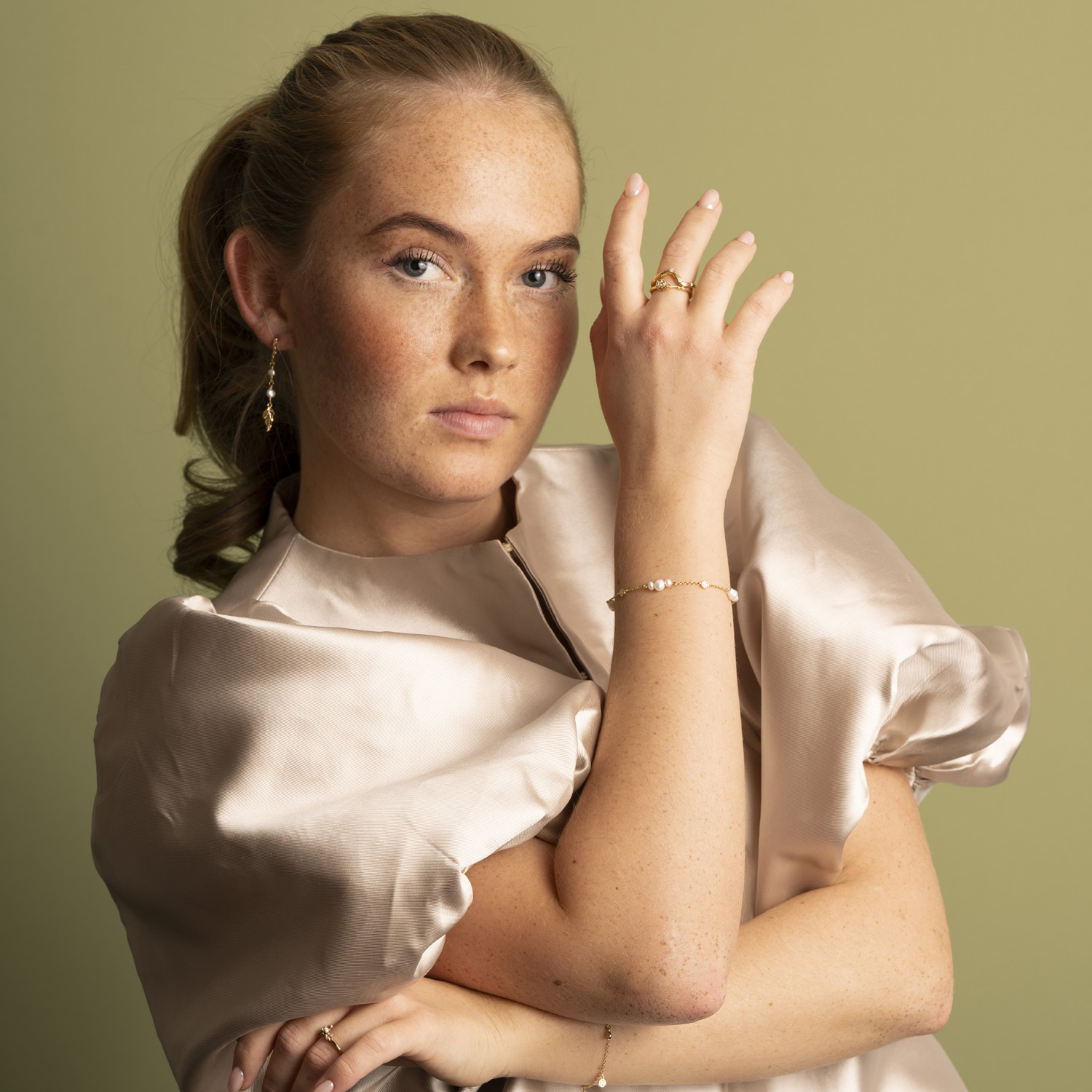 Bilde nummer 3 av Shapes by Gulldia, Fairy armbånd i forgylt 925 sølv med ferskvannsperler
