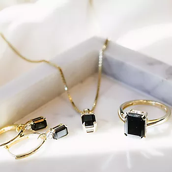 Bilde nummer 4 av Michelle øreringer i 585 gult gull med diamanter 0,08 ct og sort onyx