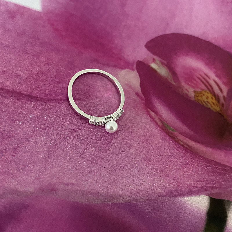 Bilde nummer 3 av Pan Jewelry, Ring i 925 sølv med perlemor
