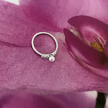 Bilde nummer 3 av Pan Jewelry, Ring i 925 sølv med perlemor