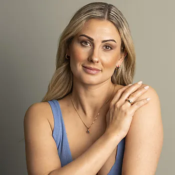Bilde nummer 3 av Pan Jewelry, Øreringer i 925 forgylt sølv med blå zirkonia