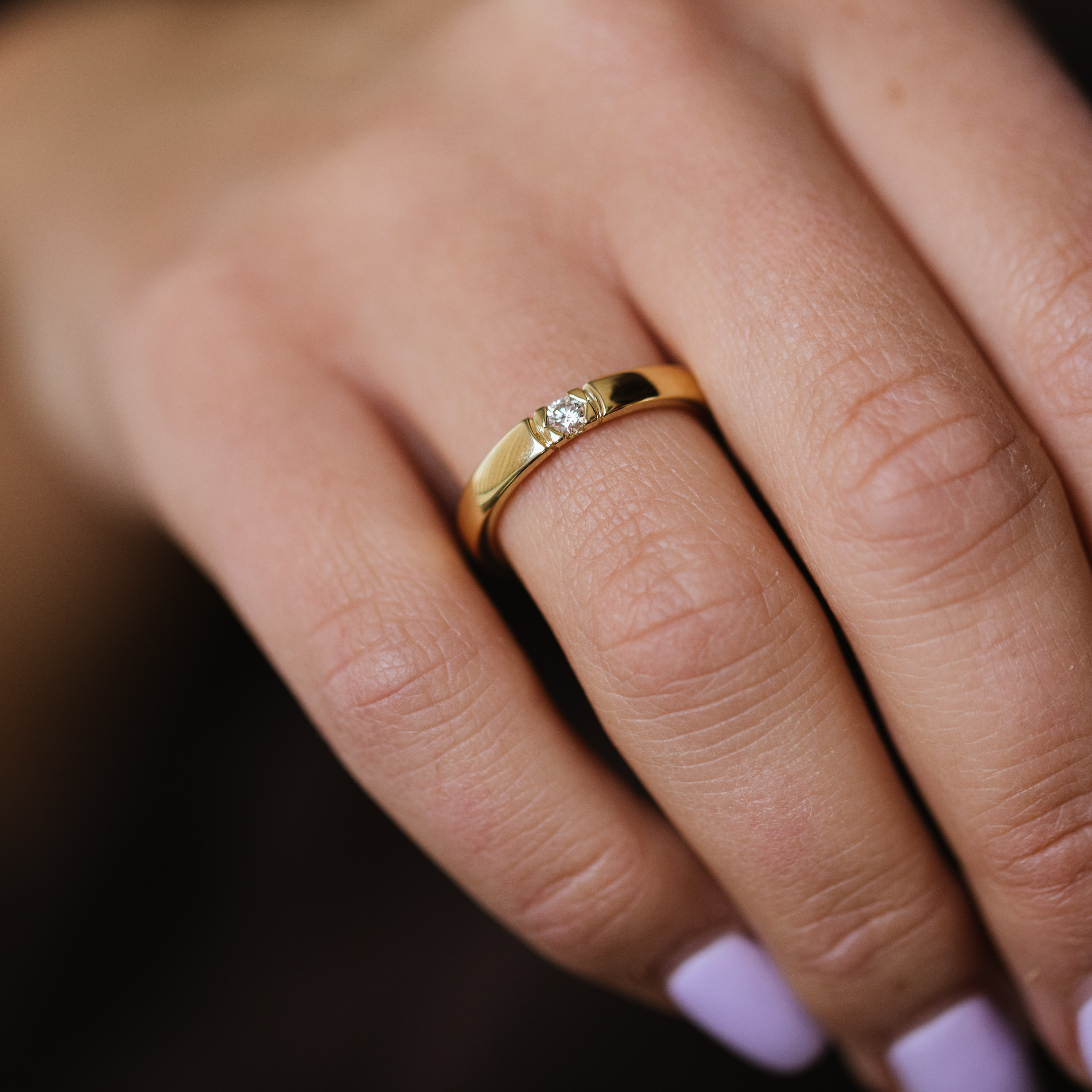 Bilde nummer 2 av Pan Jewelry, Lady alliansering i 585 gult gull med diamanter 0,10 ct TWSI