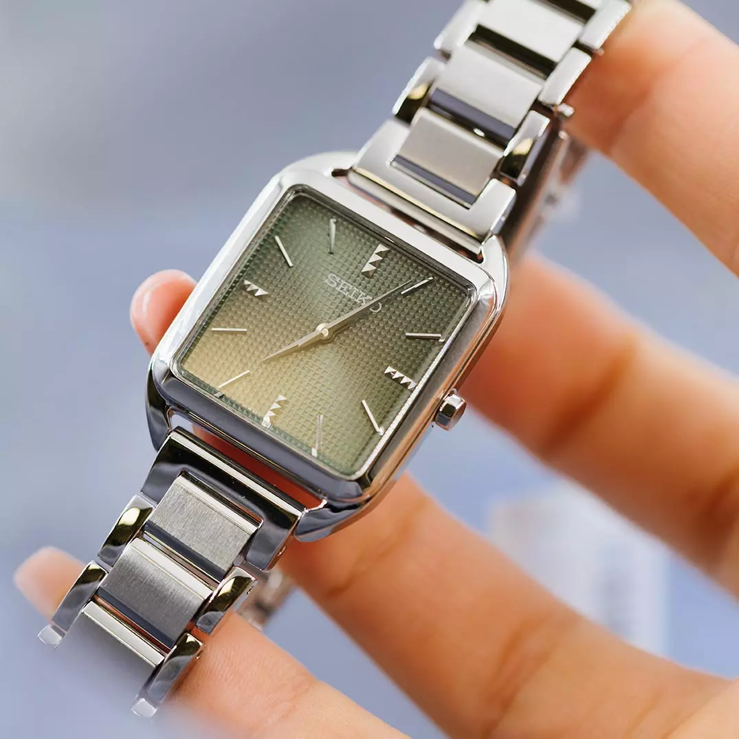 Bilde nummer 3 av Seiko, Basic dameklokke med stållenke