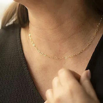 Bilde nummer 2 av Pan Jewelry, Kjede i 925 forgylt sølv med hjerter 50 cm
