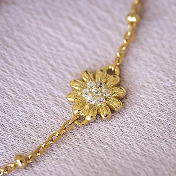 Bilde nummer 3 av Prins & Prinsesse, Armbånd til barn i forgylt 925 sølv med blomst og zirkonia