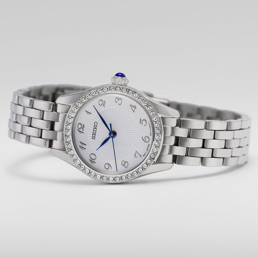 Bilde nummer 2 av Seiko, Basic dameklokke med stållenke og Swarovski krystaller