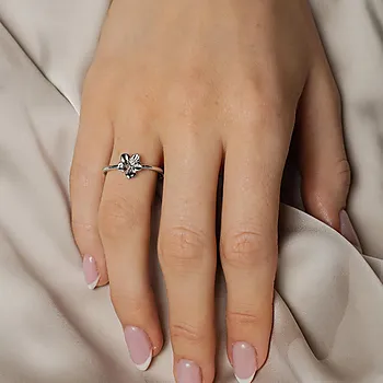 Bilde nummer 2 av Blossom ring i 925 sølv