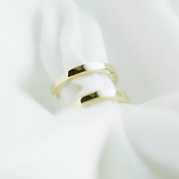 Bilde nummer 2 av Pan Jewelry, Øreringer i 585 gult gull