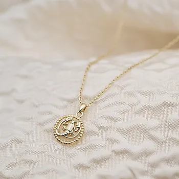 Bilde nummer 2 av Smykke til barn i 925 forgylt sølv med krepsen