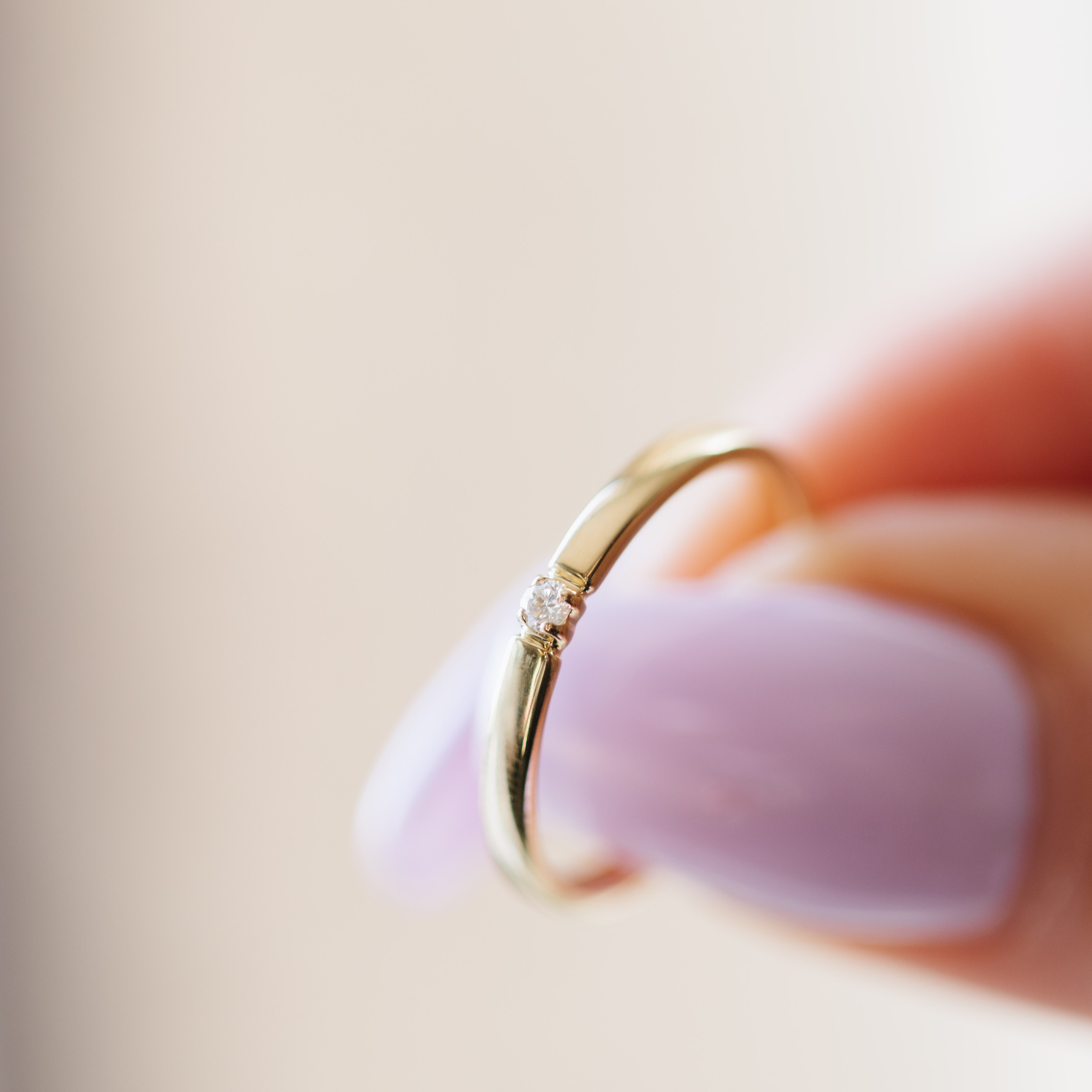 Bilde nummer 2 av Pan Jewelry, Angelica alliansering i 585 gult gull med diamanter 0,03 ct WSI