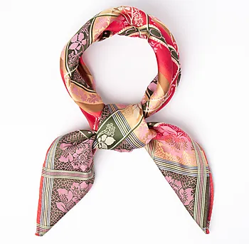 Eufemia silkeskjerf i 100% silke