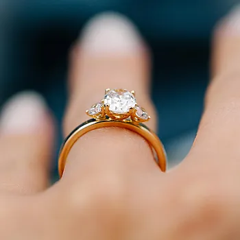 Bilde nummer 3 av Duchess LAB diamantring i 585 gult gull 1,55 ct