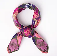 Bilde nummer 2 av Estelle silkeskjerf i 100% silke