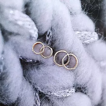 Bilde nummer 4 av Pan Jewelry, Øreringer i 585 gult gull