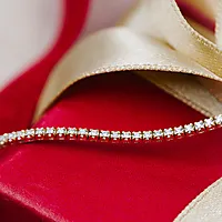 Bilde nummer 4 av Tennisarmbånd i 375 gult gull med diamanter 0,54 ct, 20 cm