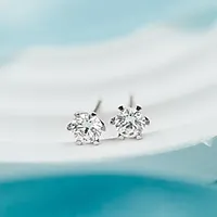 Bilde nummer 3 av Contessa LAB diamantøredobber i 585 hvitt gull 1,00 ct