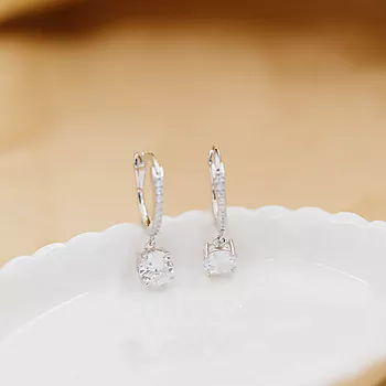 Bilde nummer 2 av Pan Jewelry, Øredobber i 925 sølv med zirkonia