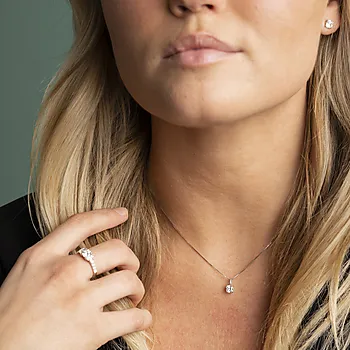 Bilde nummer 2 av Gems by Gulldia, Anheng i 585 hvitt gull med LAB diamanter 0,50 ct TWSI
