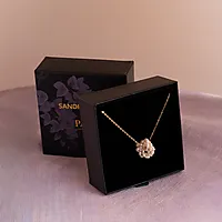 Bilde nummer 4 av Perlefnugg smykke i 925 forgylt sølv med ferskvanssperler