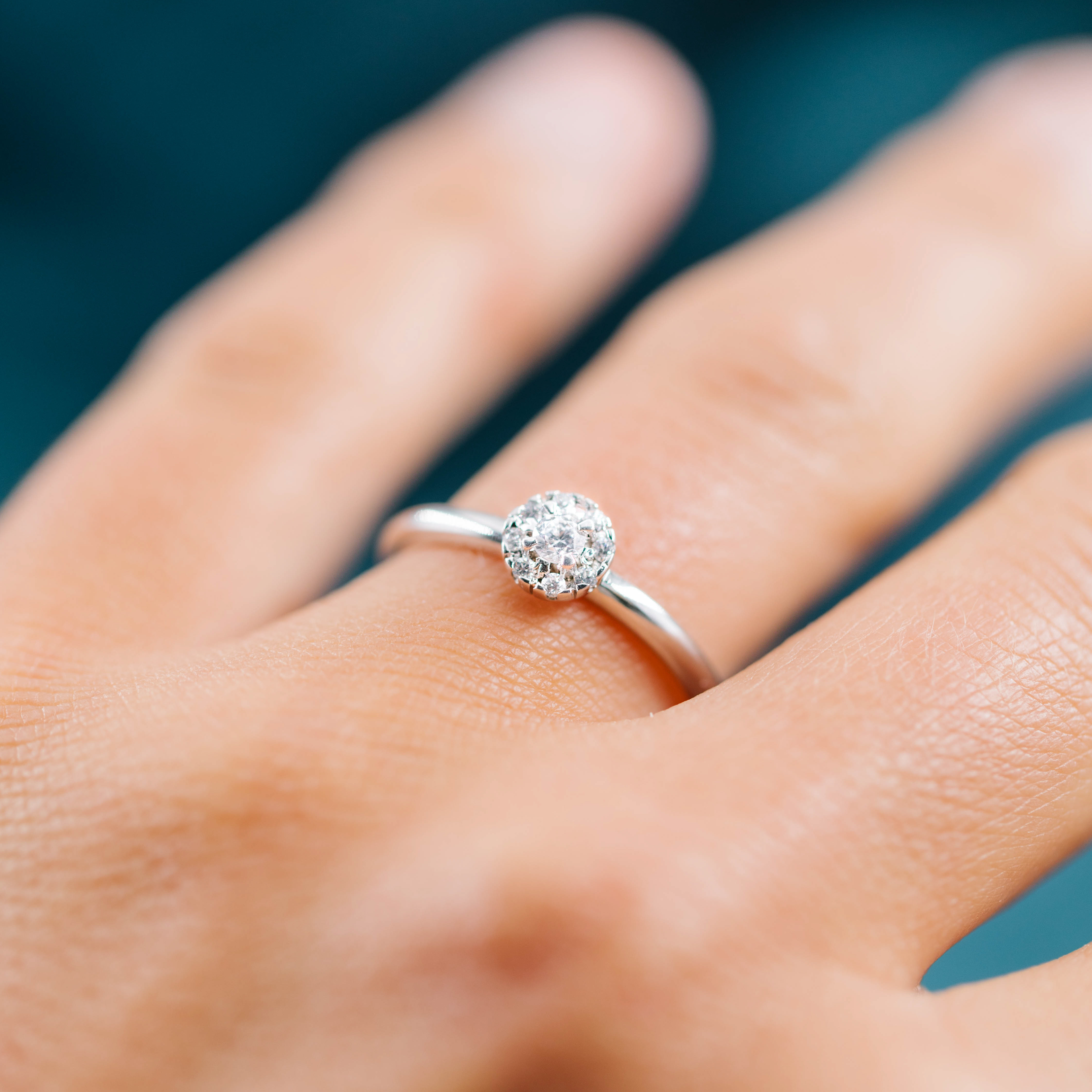Bilde nummer 2 av Moments by Pan Jewelry, Diamantring Bliss i 585 hvitt gull 0,20 CT | 2 mm bredde