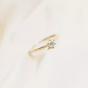 Bilde nummer 3 av Olivia diamantring i 585 gult gull 0,50 ct TWSI2