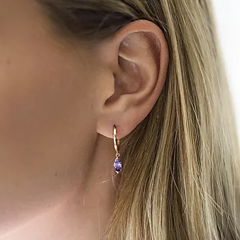 Bilde nummer 2 av Pan Jewelry, Øreringer i 585 gult gull med lilla zirkonia