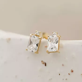Bilde nummer 2 av Pan Jewelry, Øredobber i 585 gult gull med glass sten og zirkonia