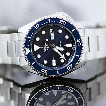 Bilde nummer 4 av Seiko, 5 Sports Automatic herreklokke med stållenke