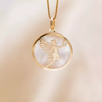Bilde nummer 2 av Pan Jewelry, Anheng i 585 gult gull med perlemor og fe design med zirkonia