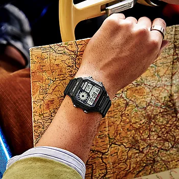 Bilde nummer 2 av Timeless herreklokke med digital visning