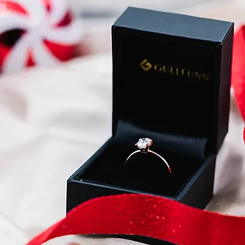 Bilde nummer 4 av Juliett ring i 375 hvitt gull med moissanite 0,75