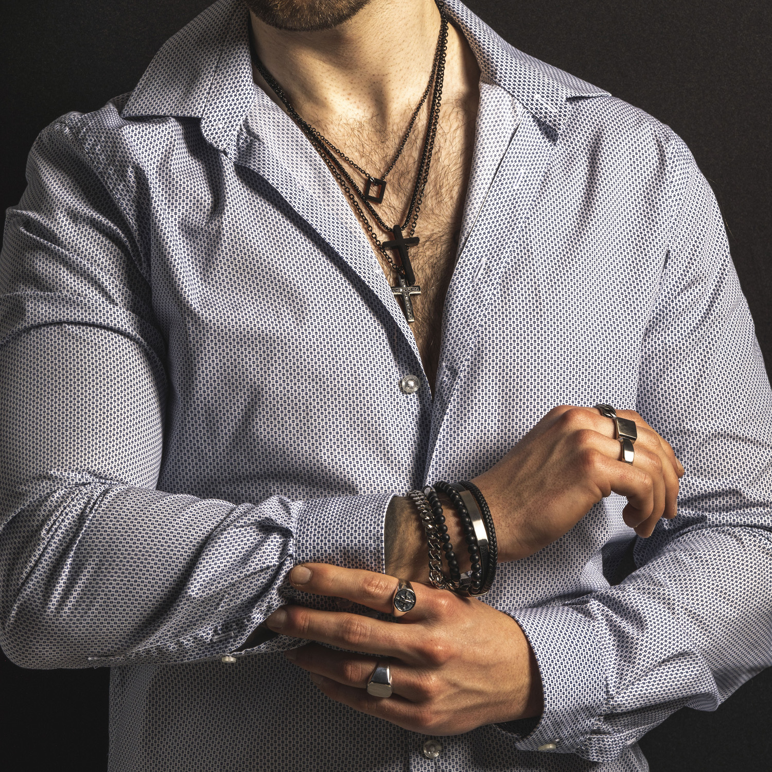 Bilde nummer 4 av Alexander, Armbånd i stål med sort skinn og onyx