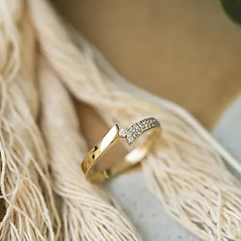 Bilde nummer 3 av Pan Jewelry, Ring i 585 gult gull med zirkonia